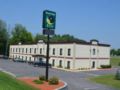 Pleasant Night Inn- Fort Drum ホテル詳細