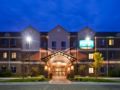 Staybridge Suites Lansing-Okemos ホテル詳細