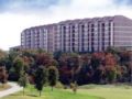 Surreys Grand Crowne Resort ホテル詳細