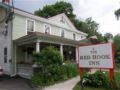 THE RED HOOK COUNTRY INN - BED AND BREAKFAST ホテル詳細