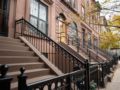 Upper West Brownstone Unit 1 ホテル詳細