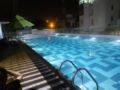 Entire highclass apt/citycentre/swim pool/gym ホテル詳細