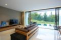 Modern Design Three Bedroom Golf View Point Villa ホテル詳細