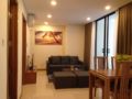 New luxury apartment in city center ホテル詳細